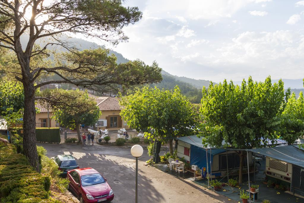 Camping-Bungalows Altomira Navajas Eksteriør billede