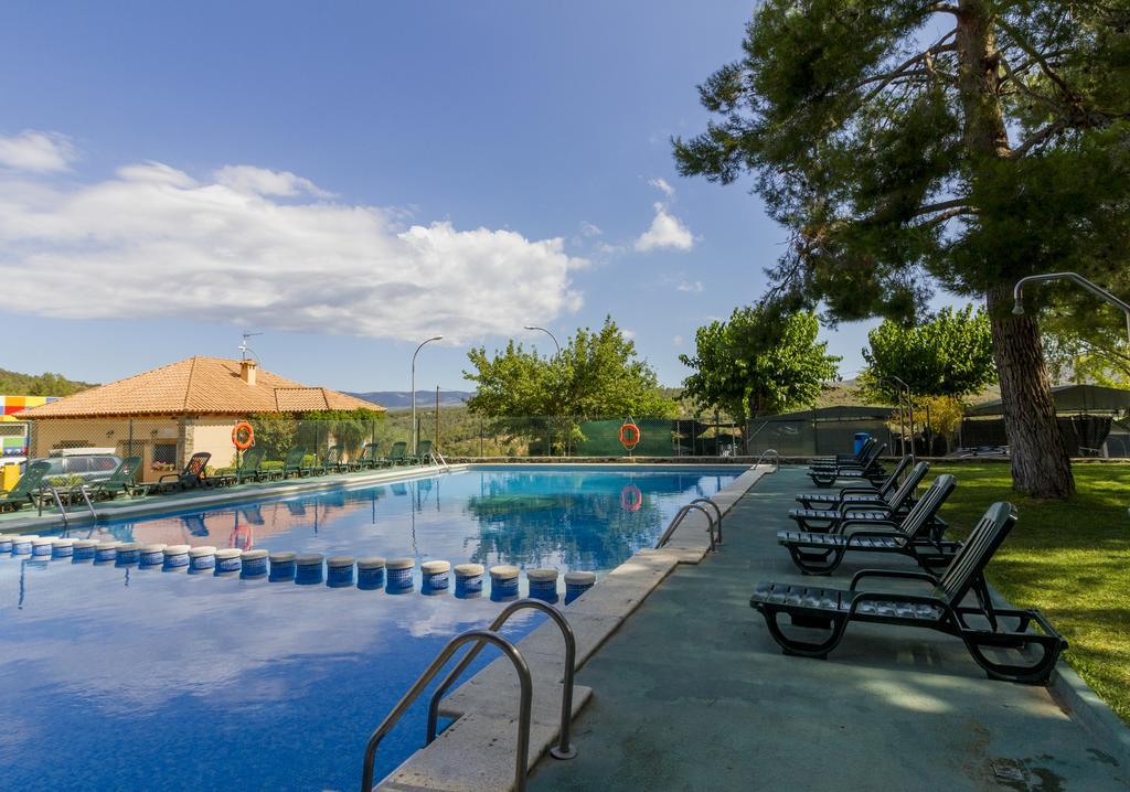 Camping-Bungalows Altomira Navajas Eksteriør billede