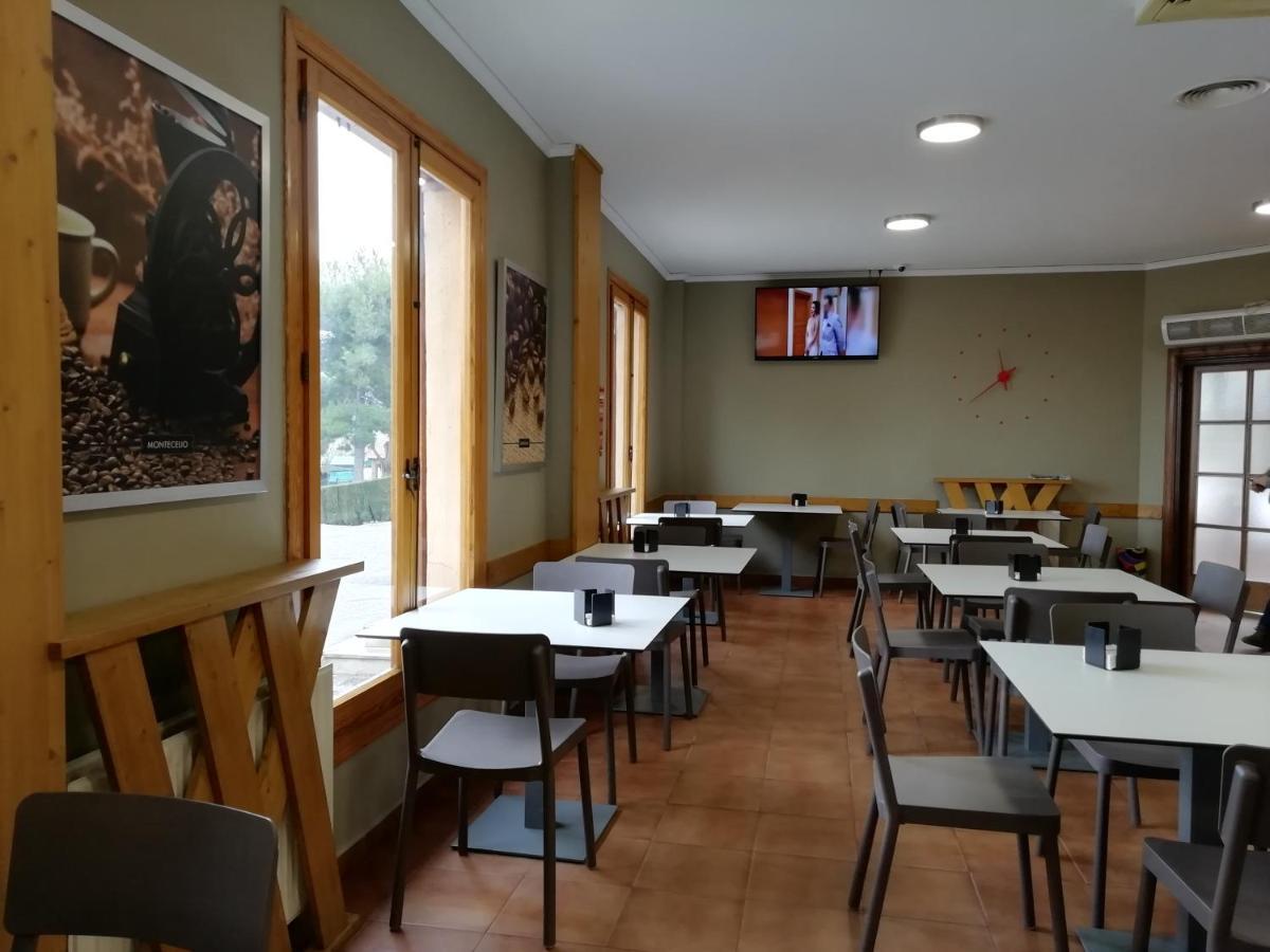 Camping-Bungalows Altomira Navajas Eksteriør billede